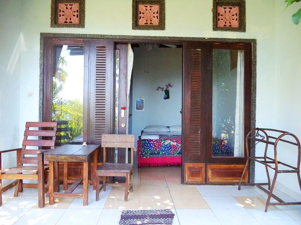 Kadek Homestay Amed Екстериор снимка