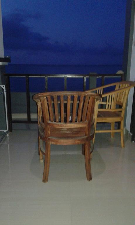 Kadek Homestay Amed Екстериор снимка